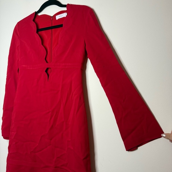 A.L.C. Eve Scalloped Edge Valentine’s Day Romantic Red Bell Sleeve Mini Dress - Picture 6 of 12